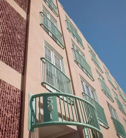 호텔 The Voyager Inn