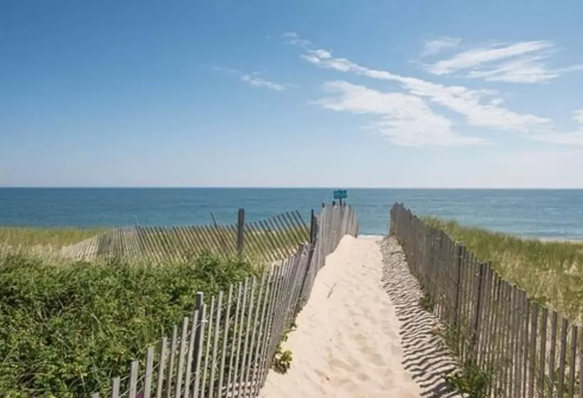 Отель The Wauwinet