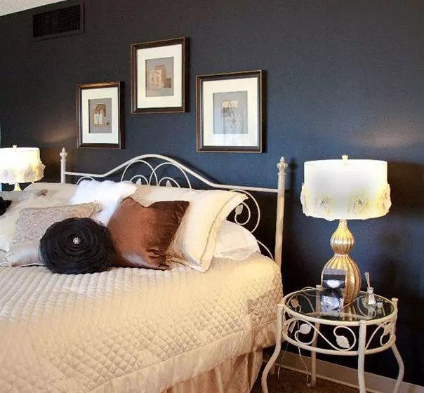 ホテル Valley West Inn