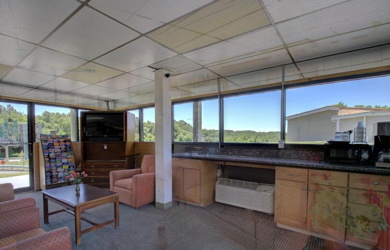 בית מלון כפרי Village Inn