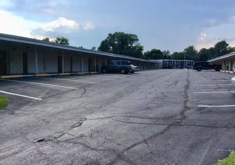 בית מלון כפרי Village Inn