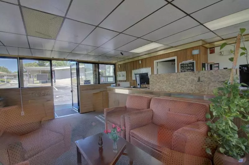 בית מלון כפרי Village Inn