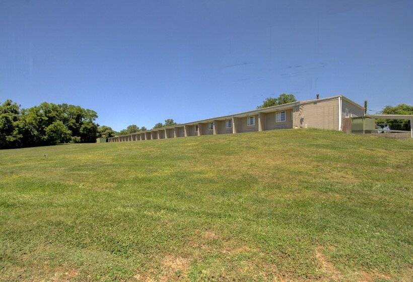 בית מלון כפרי Village Inn