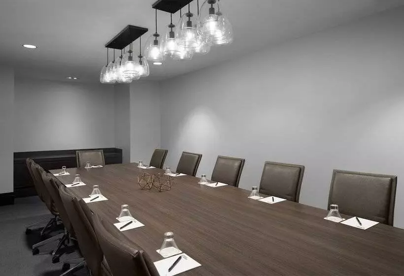 Отель W Seattle