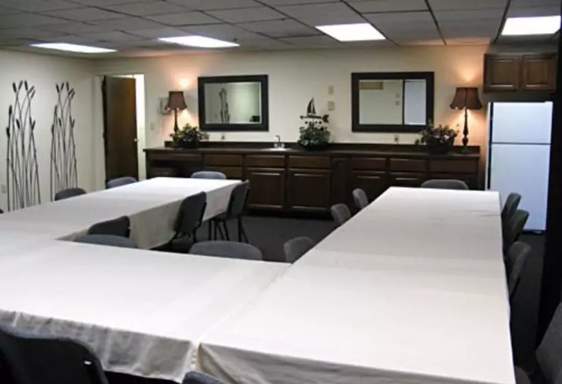 호텔 Weathervane Terrace Inn And Suites