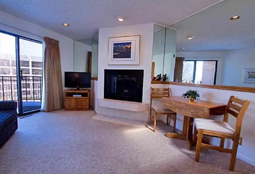 호텔 Weathervane Terrace Inn And Suites