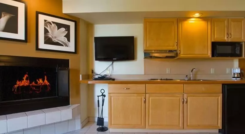 호텔 Weathervane Terrace Inn And Suites