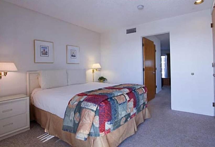 فندق Weathervane Terrace Inn And Suites