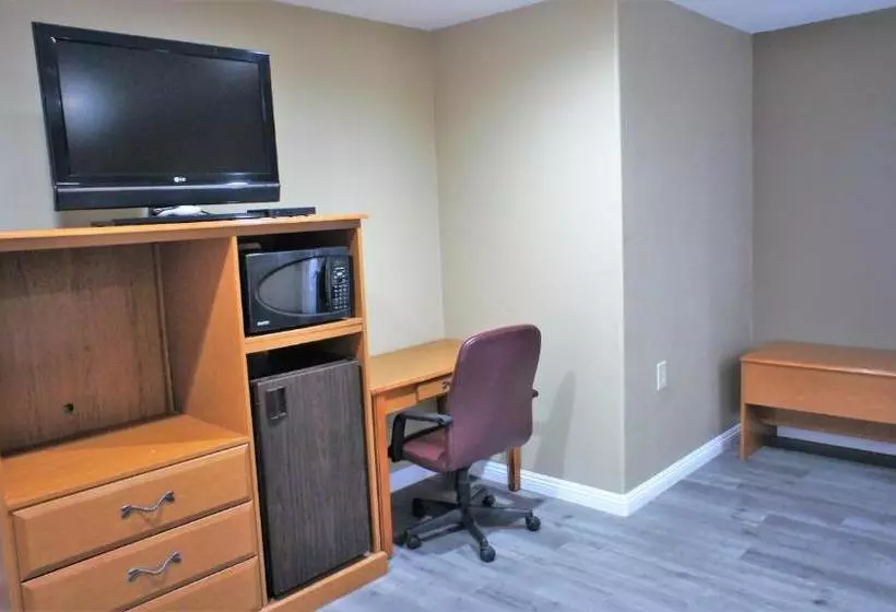 فندق على الطريق Executive Inn