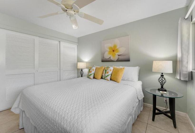 リゾートホテル Wailua Bay View 115