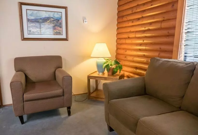 Курорт Whispering Pines