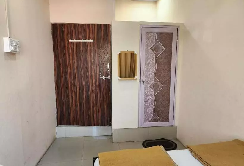 هاستل Diamond Ac Dormitory And Guest House