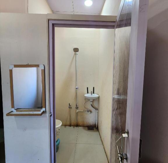 Общежитие Diamond Ac Dormitory And Guest House