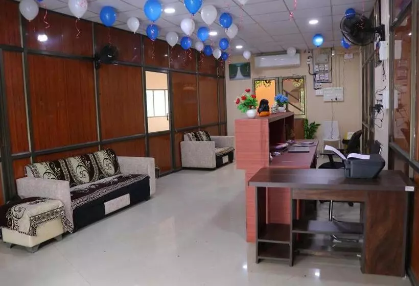 هاستل Diamond Ac Dormitory And Guest House