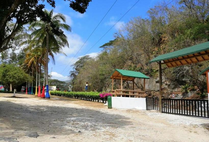 پانسیون Mendihuaca Beach By Zakua