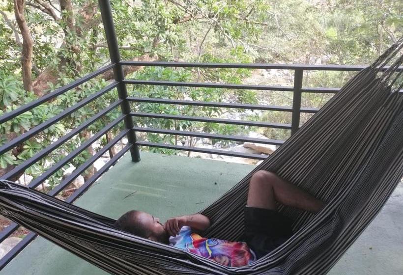 پانسیون Mendihuaca Beach By Zakua