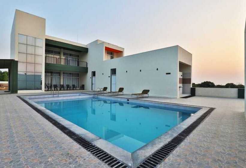 Gir Athiz Resort With Swimming Pool