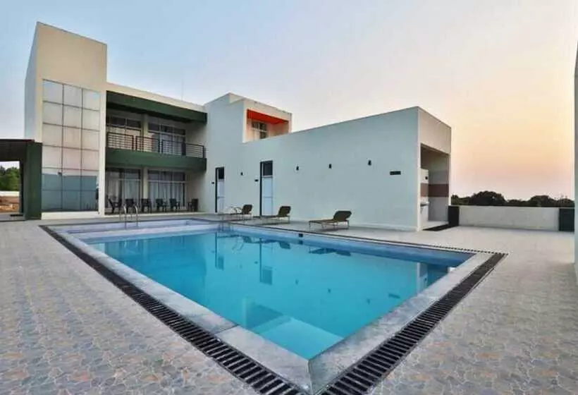 Gir Athiz Resort With Swimming Pool