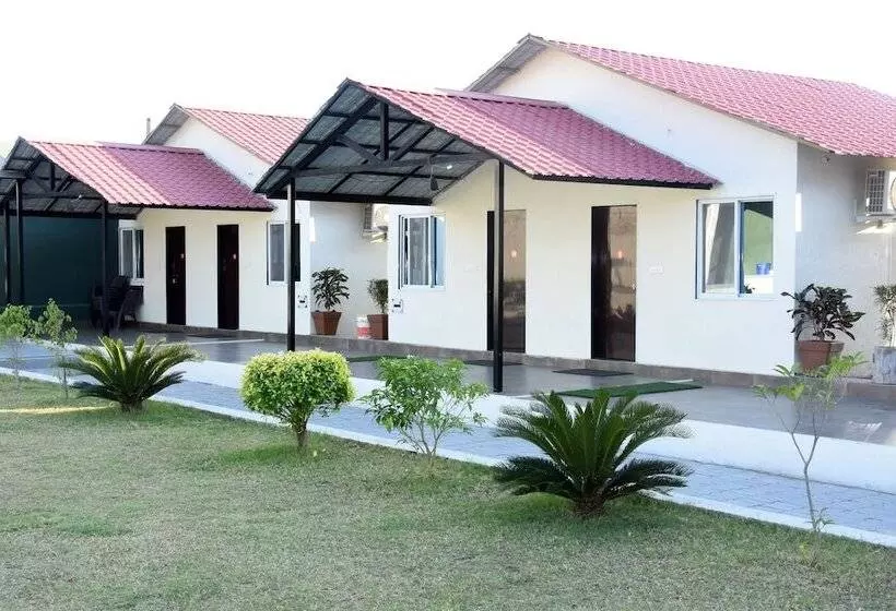 Gir Athiz Resort With Swimming Pool