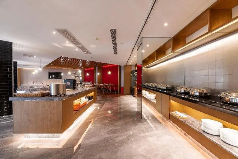 瑞颐逸居酒店