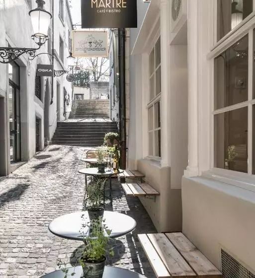 هتل Montmartre