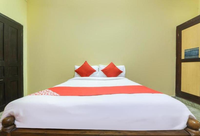 Hotel Staymaker Unnatha Residency