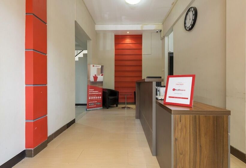 بنسيون Reddoorz Near Grand City Mall 2