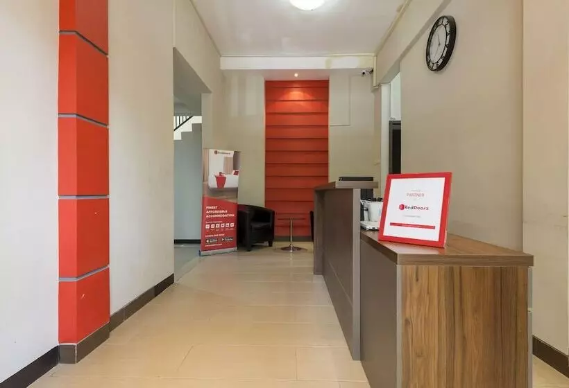 ペンション Reddoorz Near Grand City Mall 2