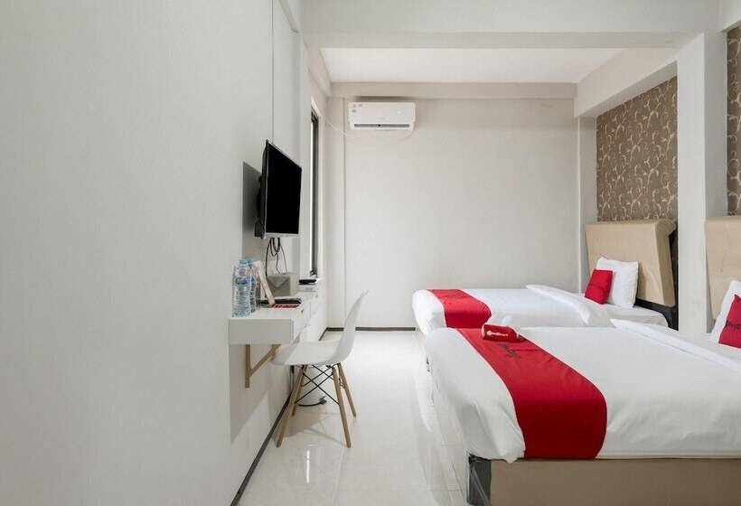 بنسيون Reddoorz Near Grand City Mall 2