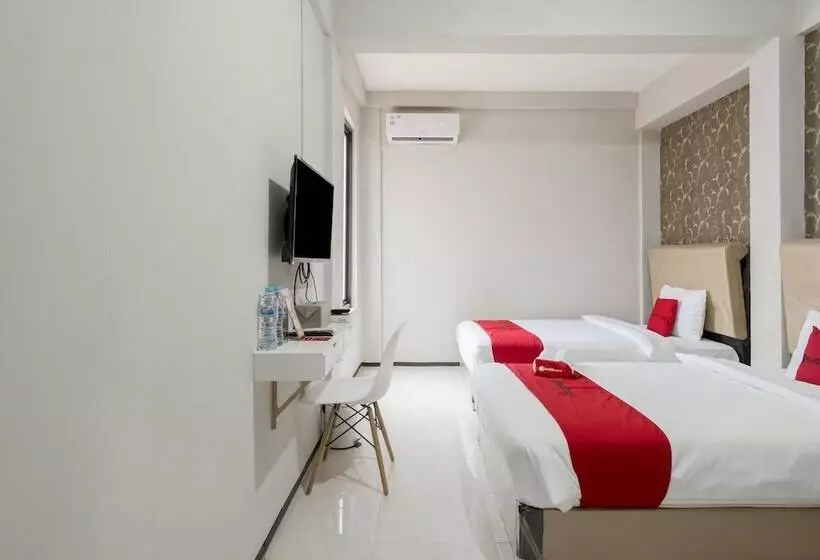 ペンション Reddoorz Near Grand City Mall 2