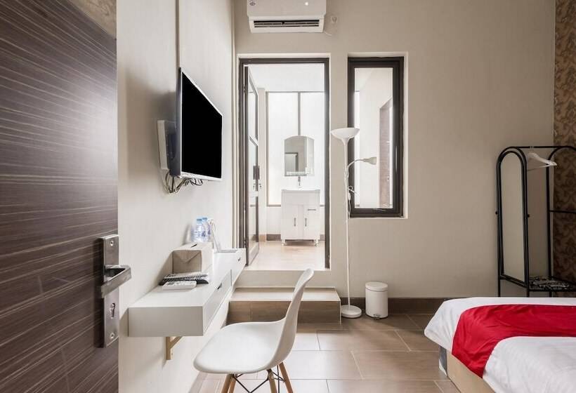 بنسيون Reddoorz Near Grand City Mall 2