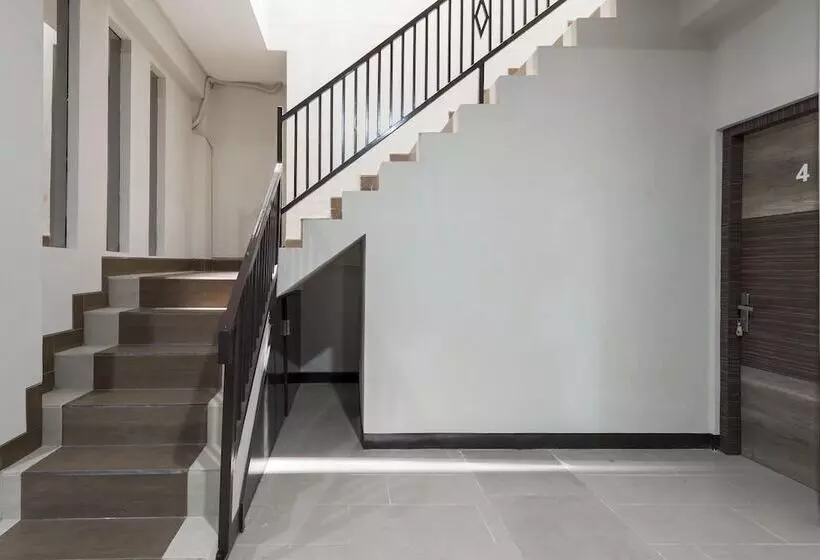 ペンション Reddoorz Near Grand City Mall 2