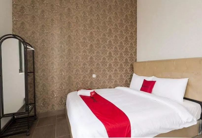 ペンション Reddoorz Near Grand City Mall 2