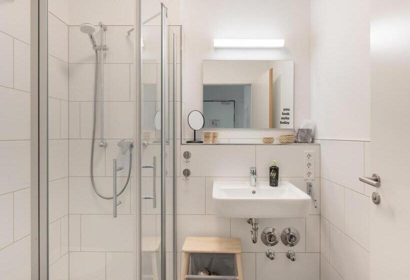 Limehome Trier Nikolaus Leis Straße