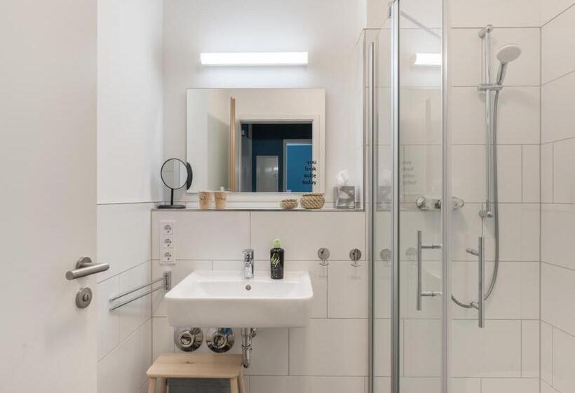 Limehome Trier Nikolaus Leis Straße