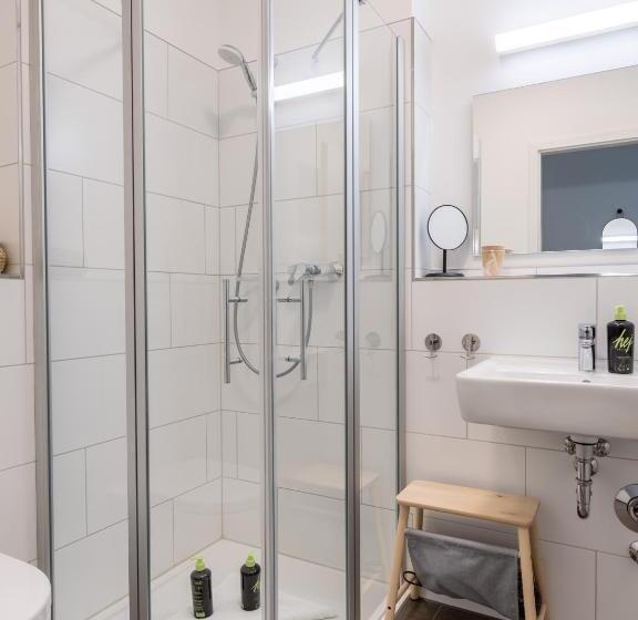 Limehome Trier Nikolaus Leis Straße