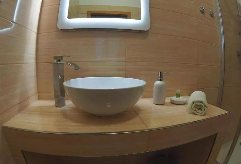 Hotelli Britannia Vsetín