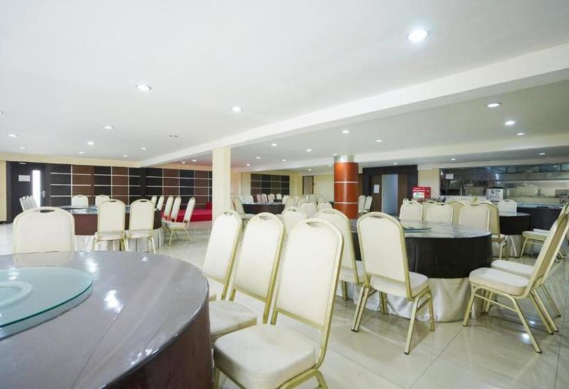 Hotell Capital O 3102 Rollingstone