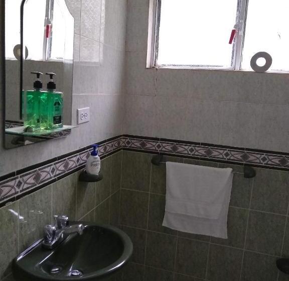 酒店 Kaliawiri Bird Lodge & Reserve