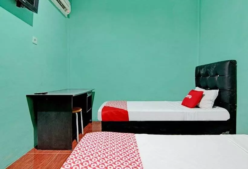 هتل Oyo 3063 Residence 22