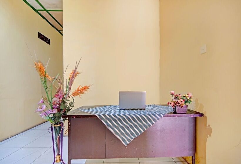 فندق Oyo 3063 Residence 22