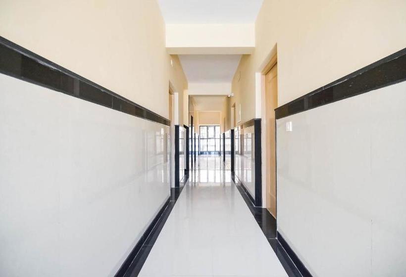 Hotell Oyo 68202 Lemon Ade