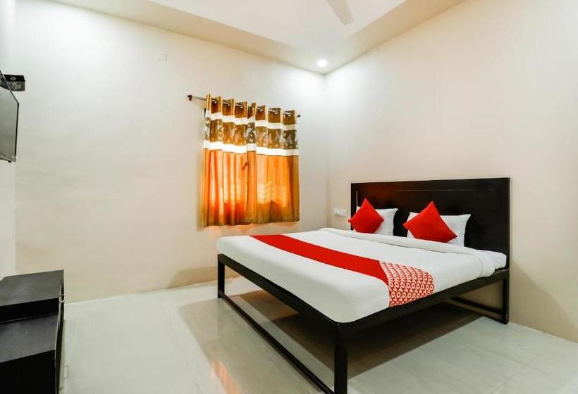 Hotel Oyo 69468 Shatayu Lodge And Family Restaurant