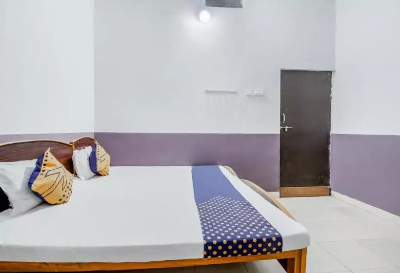 ホテル Spot On 69587  Aashiyana