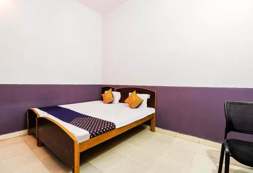 ホテル Spot On 69587  Aashiyana