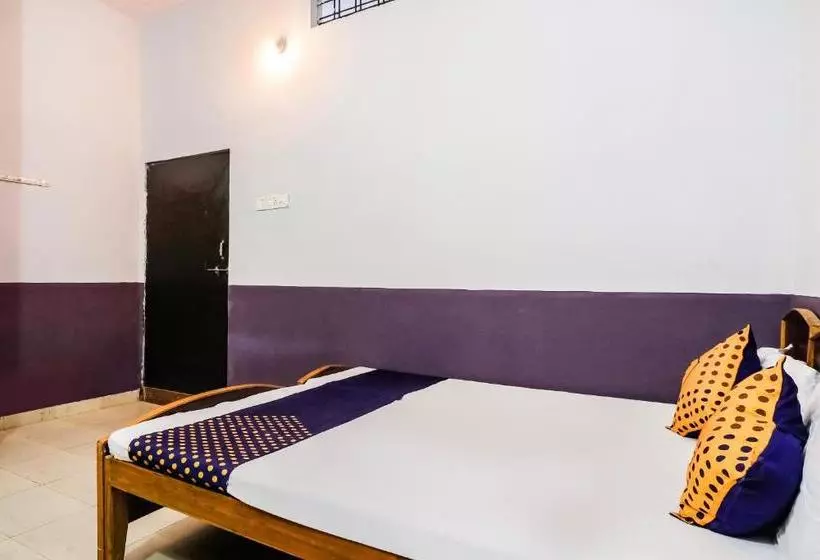 ホテル Spot On 69587  Aashiyana