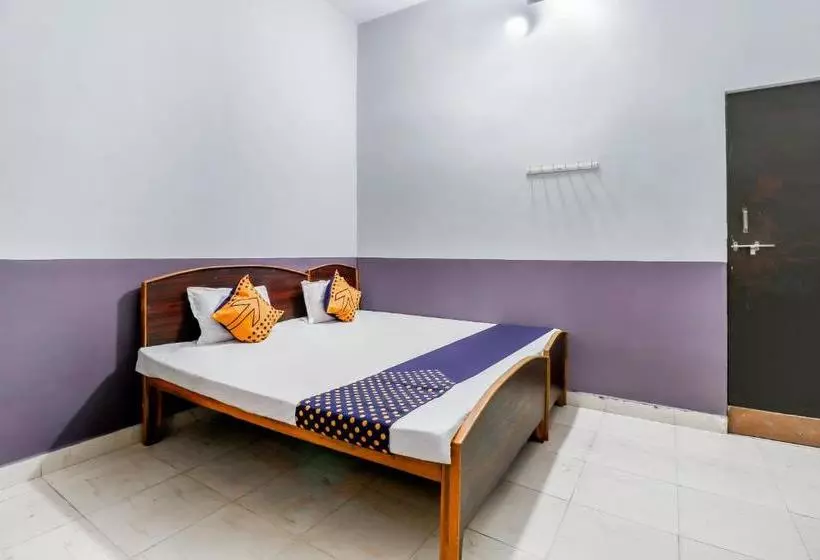 ホテル Spot On 69587  Aashiyana