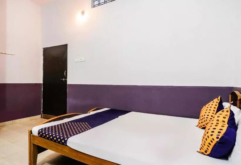 ホテル Spot On 69587  Aashiyana