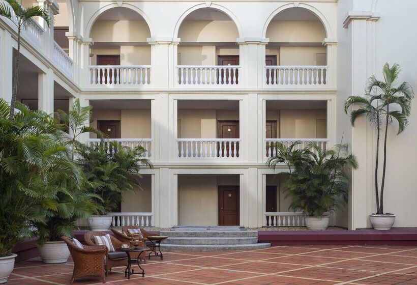 Hotel Avani Hai Phong Harbour View