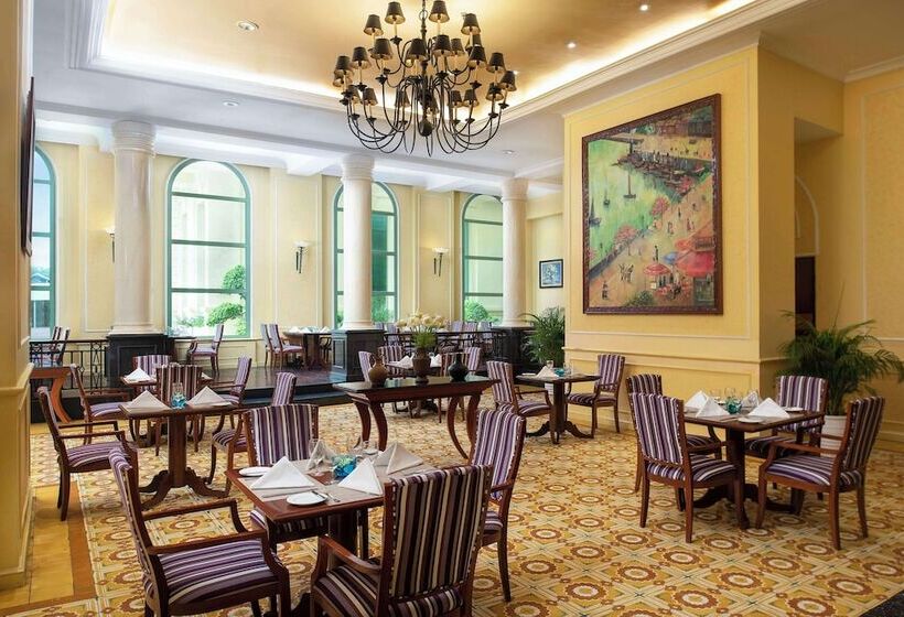 Hotel Avani Hai Phong Harbour View